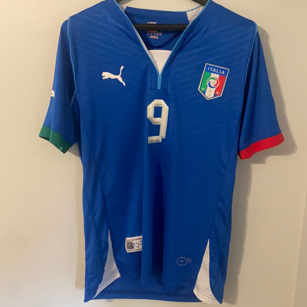 COPY - Mario Balotelli Italy National Team Jersey Size: Medium